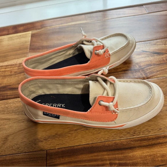 Sperry 2-eye lacing boat shoes Coral and Cream size 7.5 - Picture 5 of 8